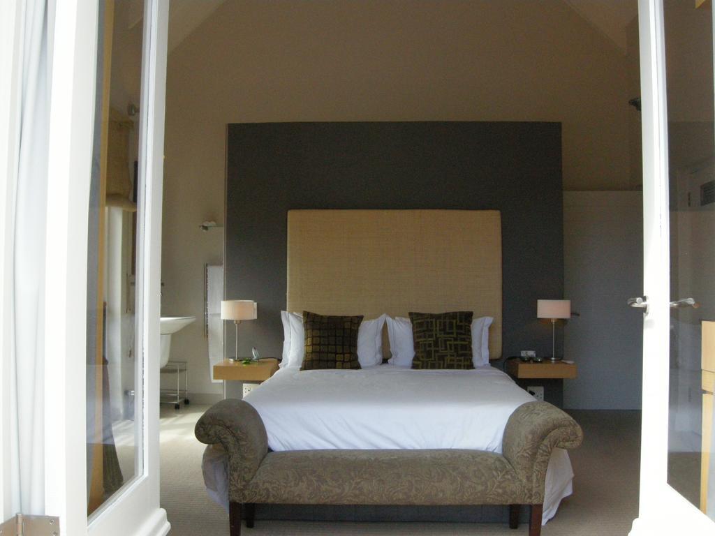 Four Rosmead Boutique Guesthouse Cape Town Dış mekan fotoğraf
